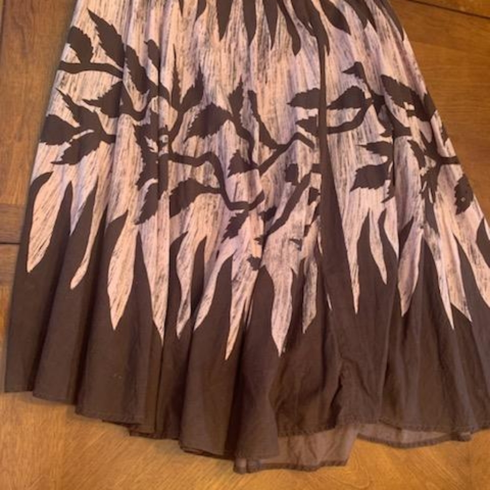 Flowy Brown and Pink Skirt